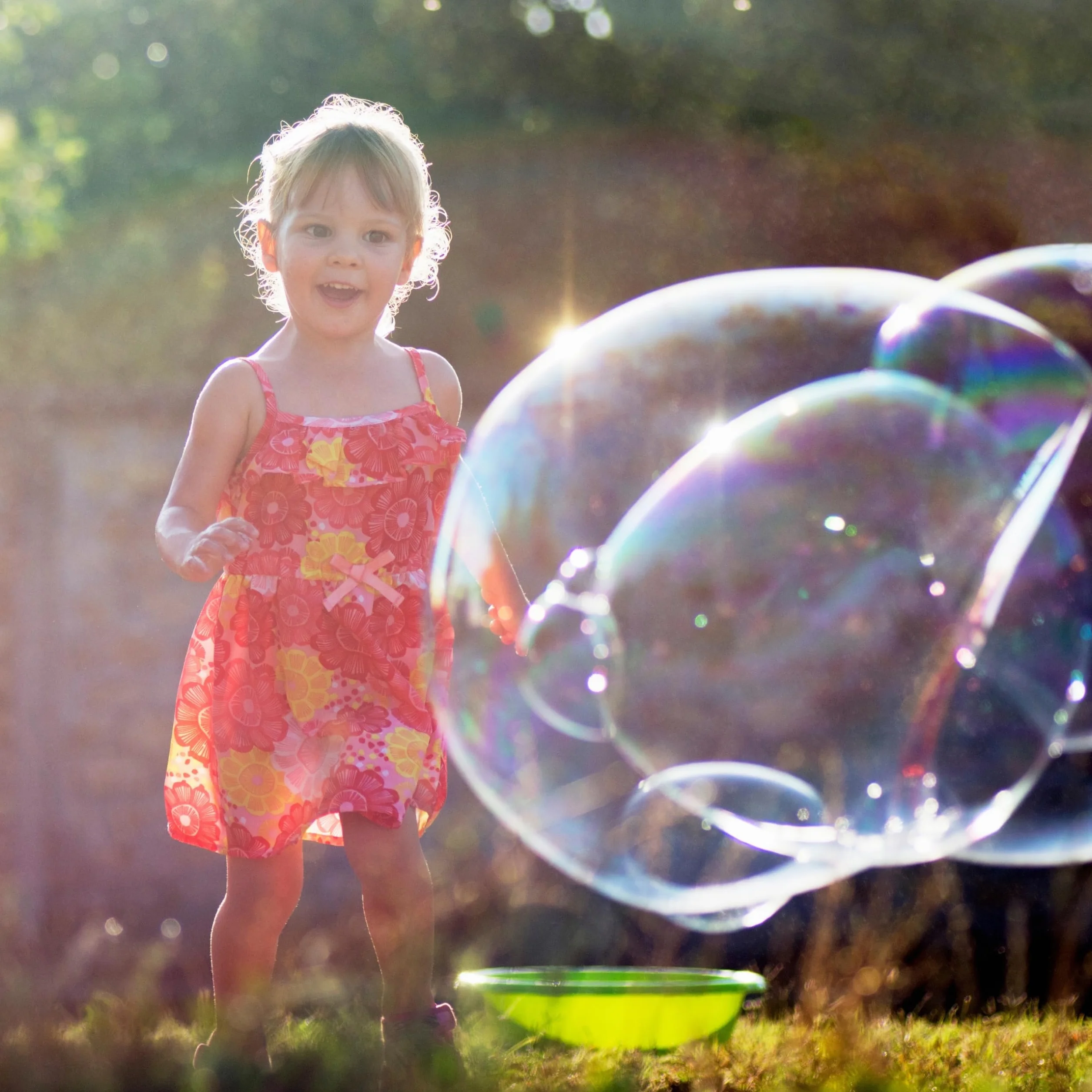 Bubble Brothers Płyn do baniek mydlanych, 5 l, do ogromnych baniek mydlanych i baniek mydlanych – kanister premium do uzupełniania na urodziny dziecka i zabawy na świeżym powietrzu, XXL, nietłukące