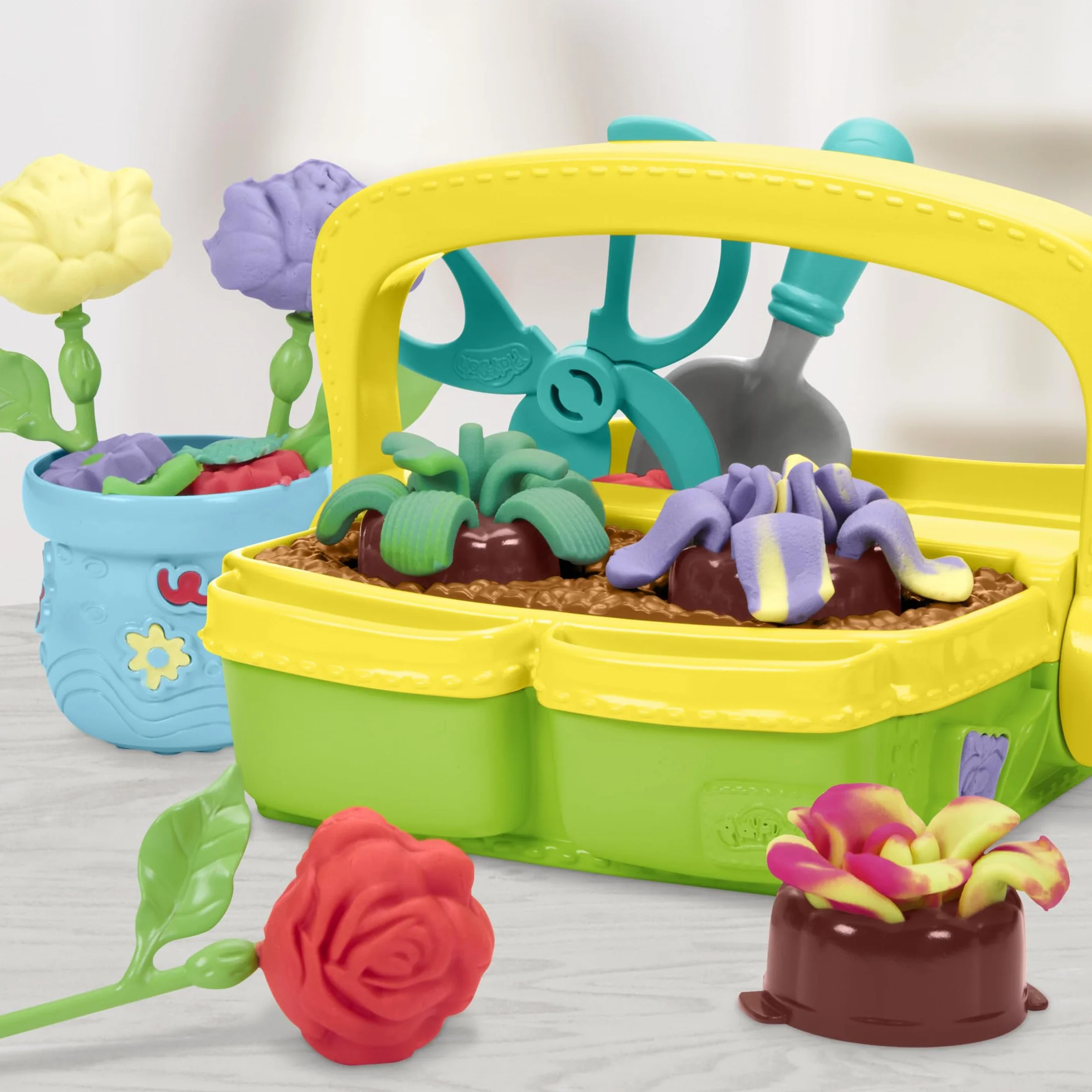 Zestaw do zabawy Kwitnące kwiaty Play-Doh