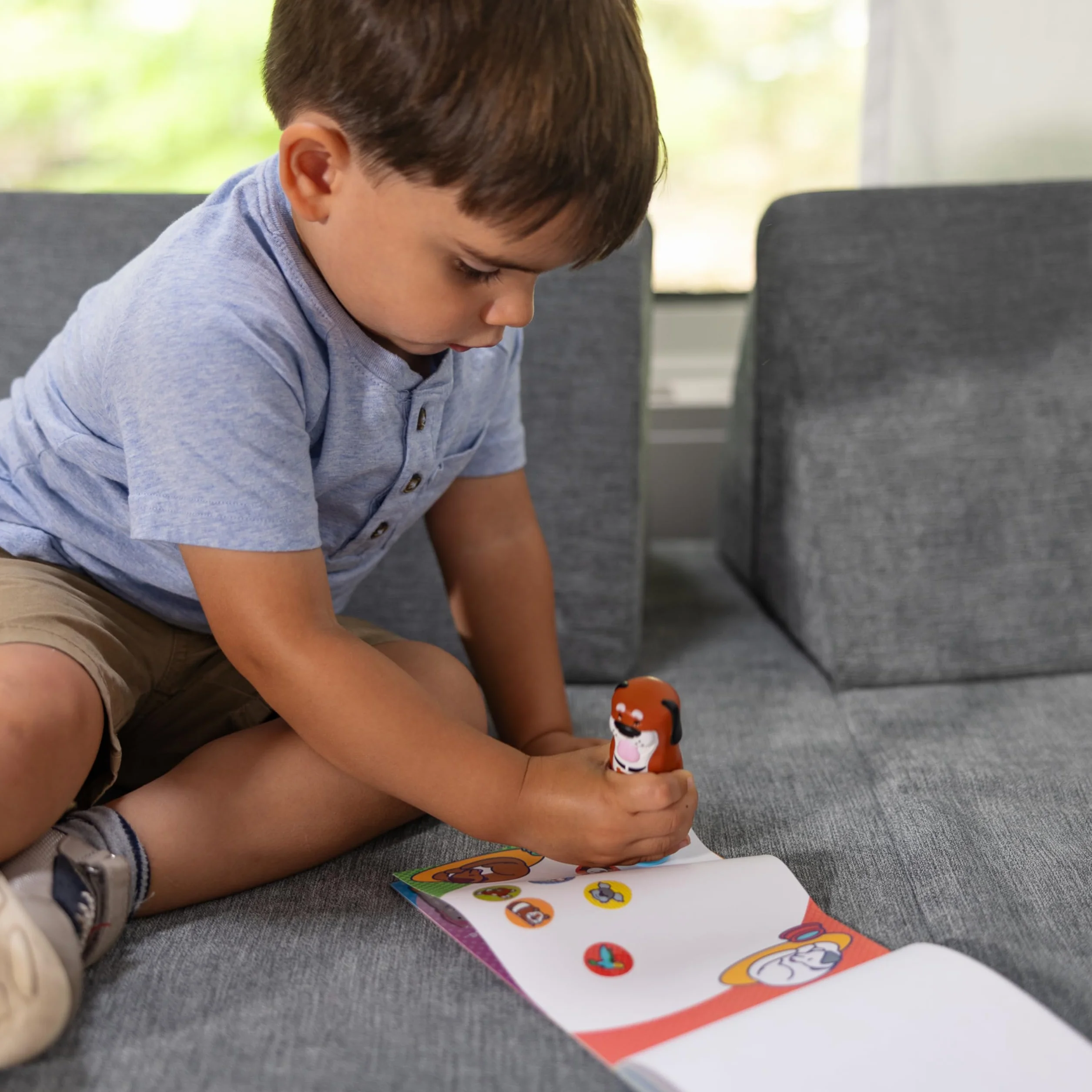 Melissa & Doug Naklejka Wow! 24-stronicowy znacznik naklejek i blok aktywności z 300 naklejkami - pies, gra edukacyjna dla dzieci, 3 lata