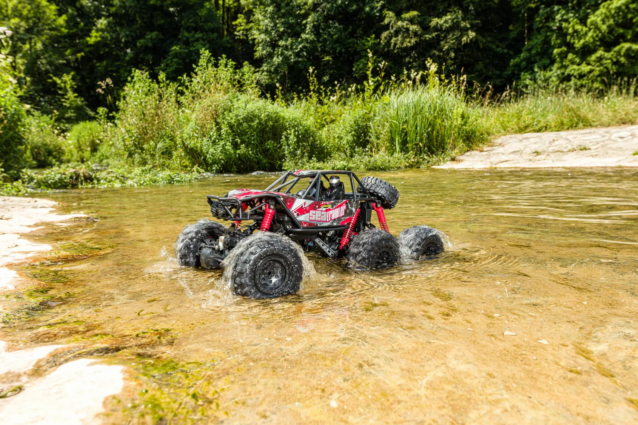 Carson 500404287 1:10 Sea Crawler 6 x 6 100% czerwony RTR – samochód RC jako pojazd amfibii, 100% RTR, do lądu i wody, wytrzymały i wodoodporny, z pilotem zdalnego sterowania 2,4 G