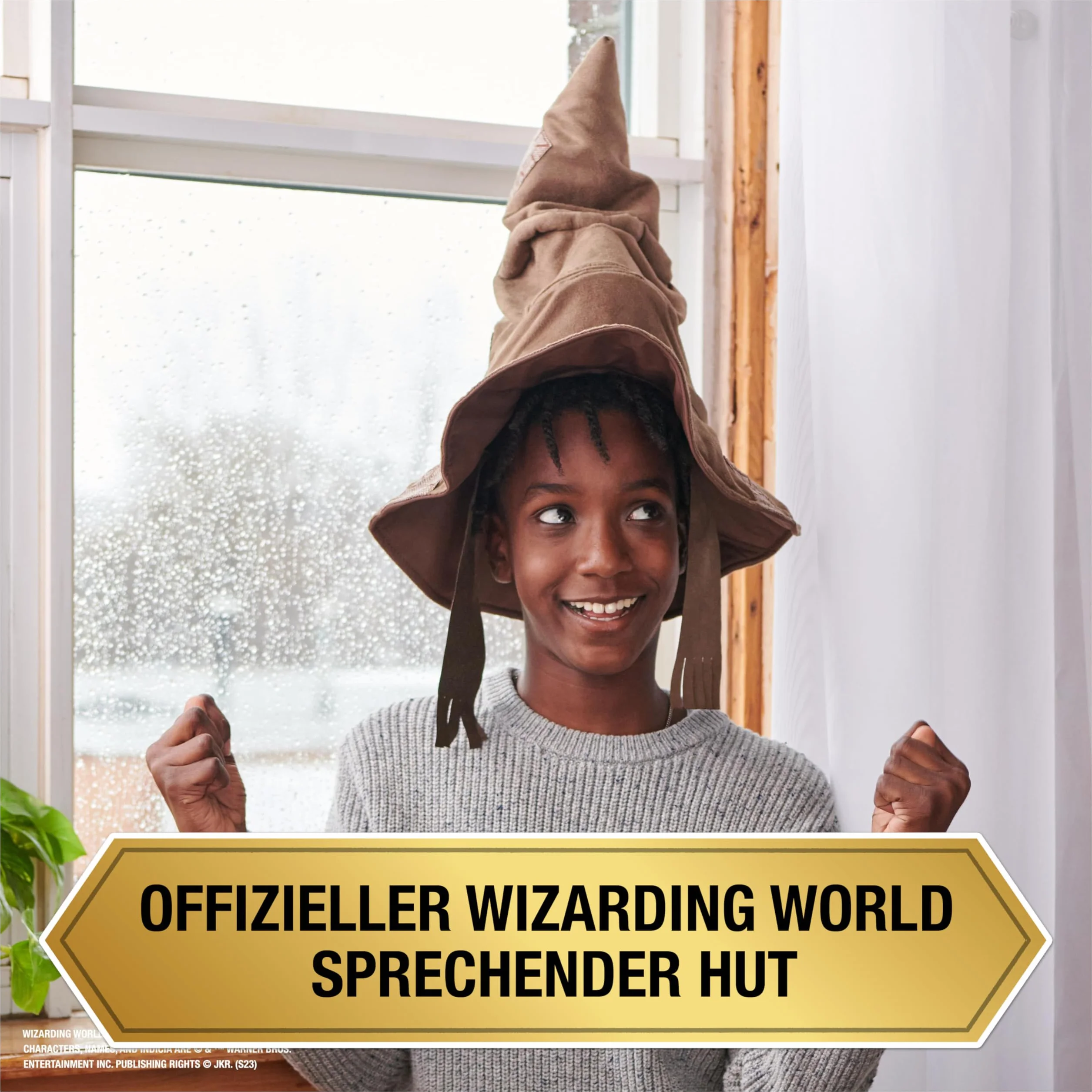 Spin Master Wizarding World Harry Potter - Interaktywna czapka gadająca z zabawką dla dzieci w wieku 5 lat i starszych, oficjalnie licencjonowana, wersja włoska