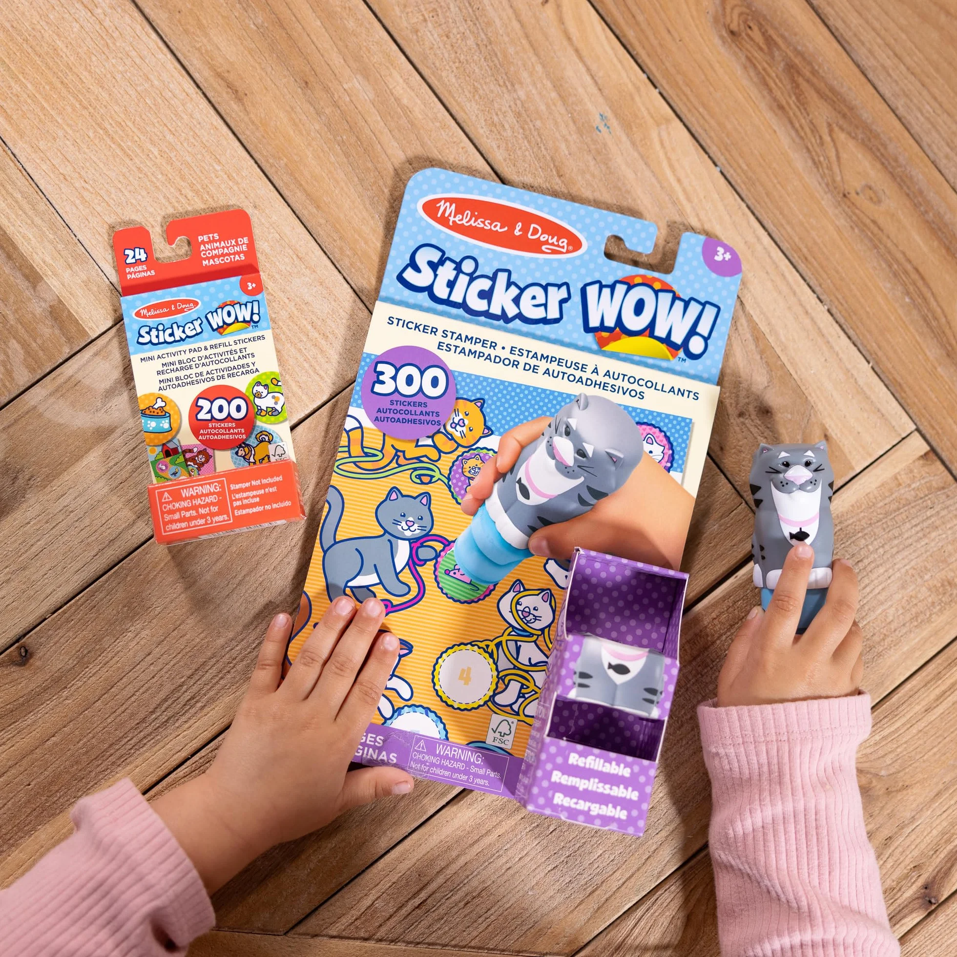 Melissa & Doug Naklejka Wow!™ Pakiet kota: 24-stronicowa podkładka do aktywności, stempel naklejki, mini podkładka do aktywności, 500 naklejek, sztuka i rzemiosło zabawka Fidget kolekcjonerska postać