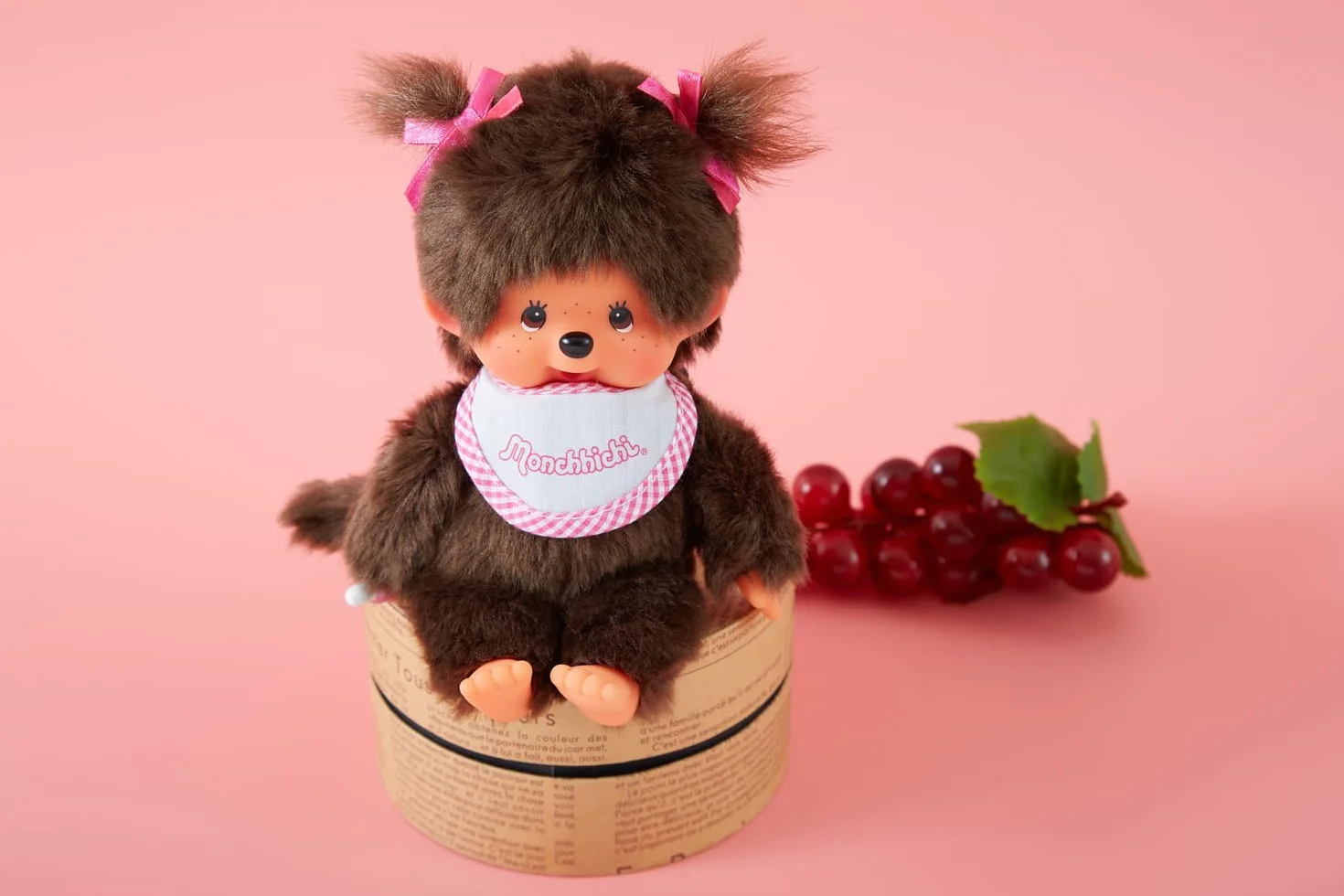 OKU Monchhichi 20 cm Meisje met slab Roze