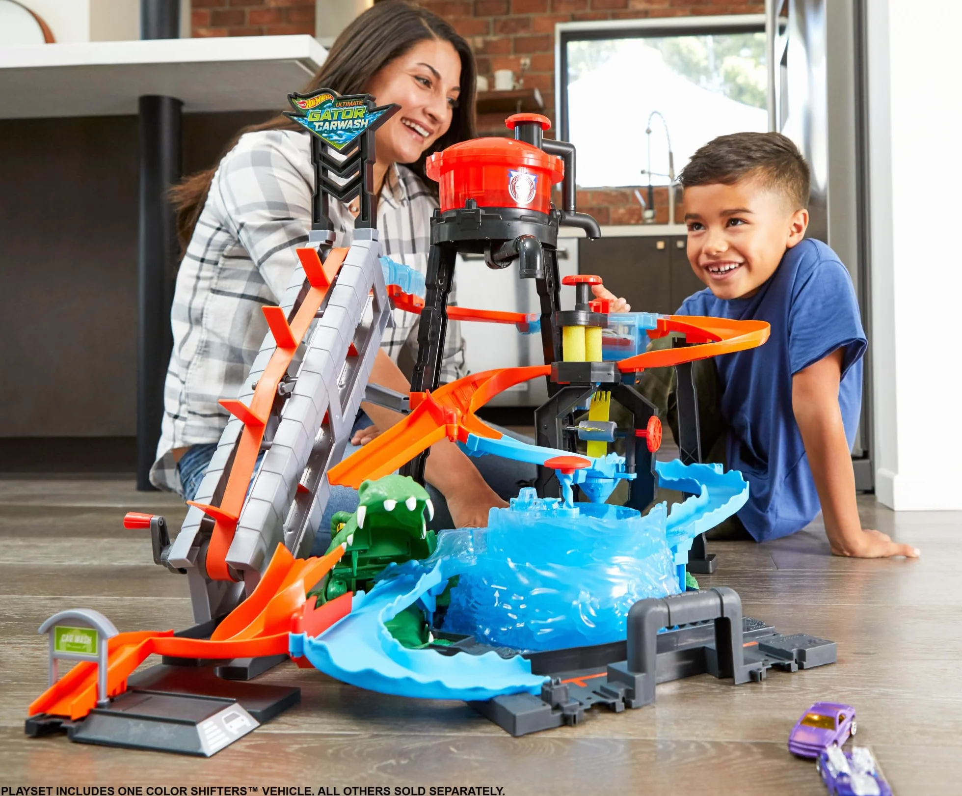 Hot Wheels City Myjnia samochodowa Atak krokodyla Zestaw do zabawy z funkcją zmiany kolorów samochodów Color Shifters, FTB67
