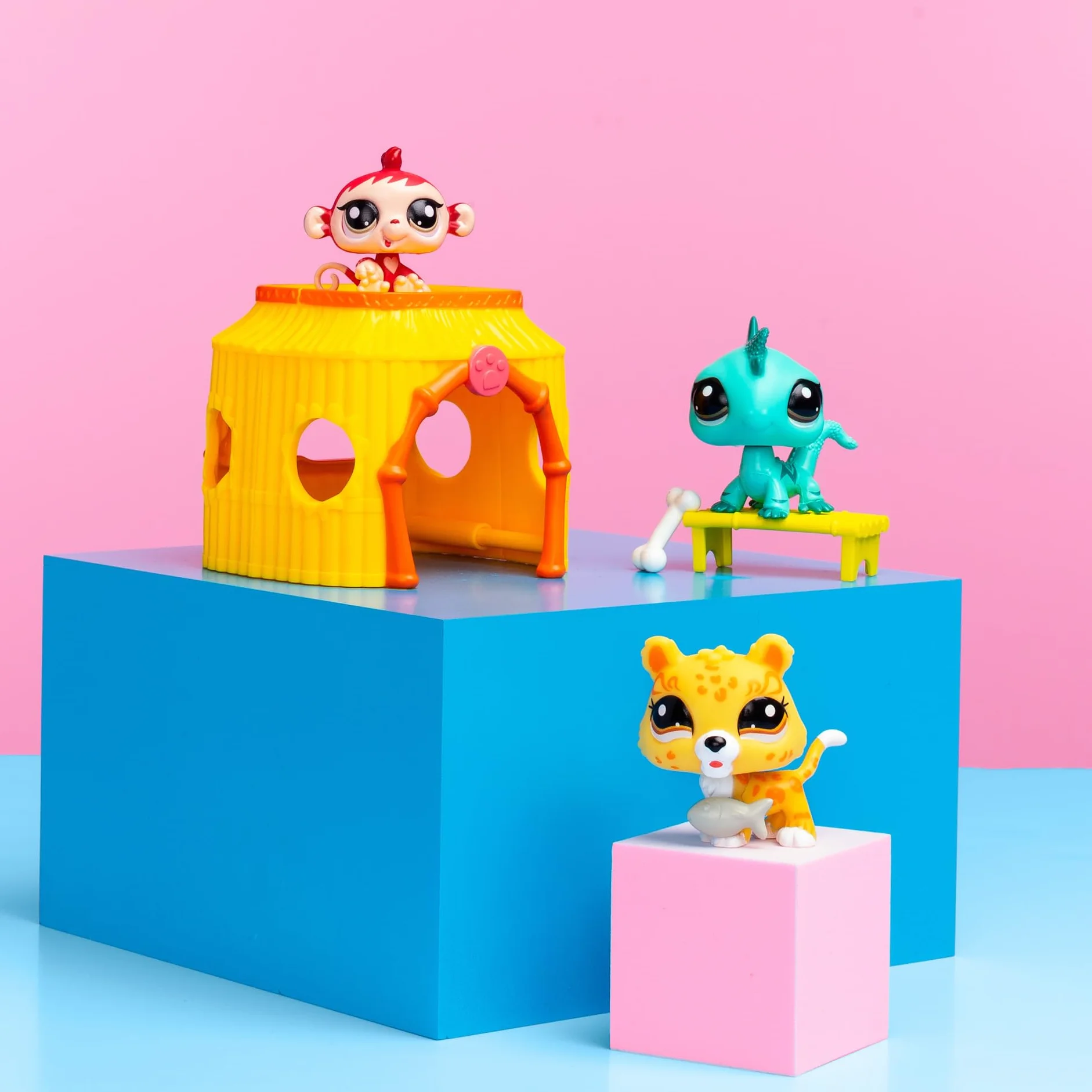 Littlest Pet Shop Tiki Jungle Zestaw do Zabawy, Wielokolorowy, 6,3 x 5,7 x 4 cm