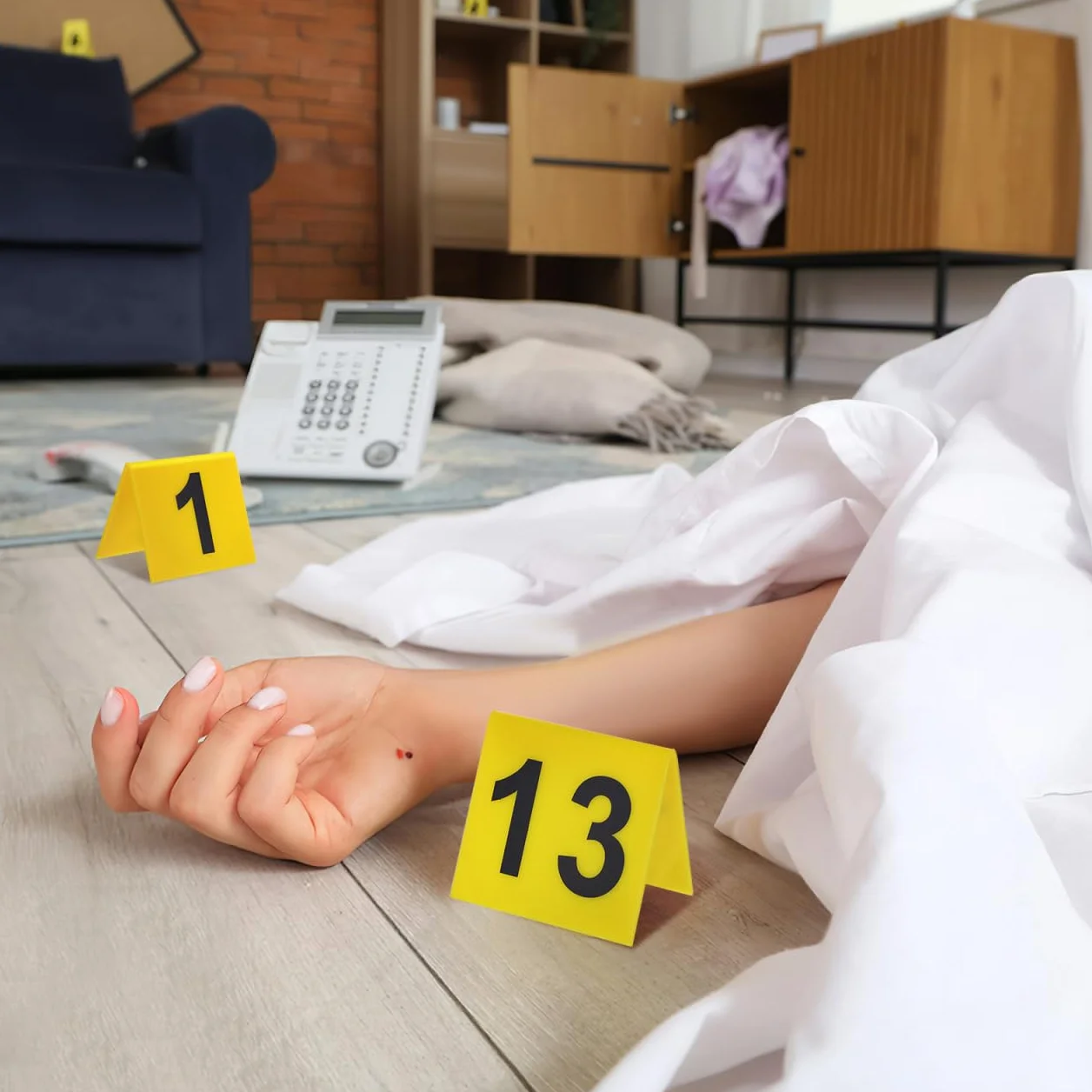 Operitacx 15 markerów dowodowych, rekwizytów na Halloween, oznaczenia miejsca zbrodni, 15 dekoracji na imprezy Halloween