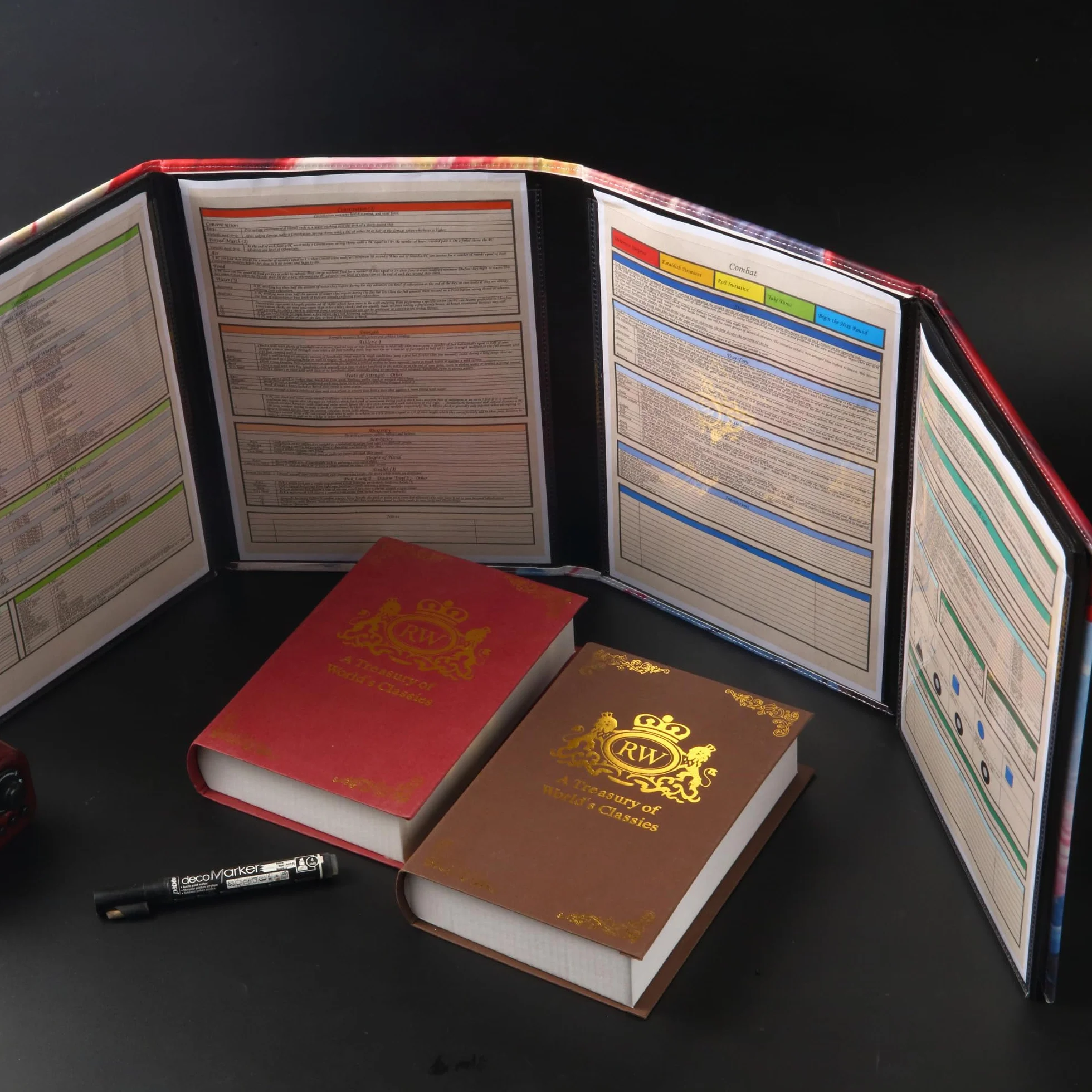 DND 5e Ekran DM 8 Panele z imitacji skóry Deluxe 2 zawieszone kieszenie do wymazywania na mokro i cheat sheet dla Mistrza Lodów Dungeons and Dragons Akcesoria do terenu GM Mapa TTRPG Prezent dla