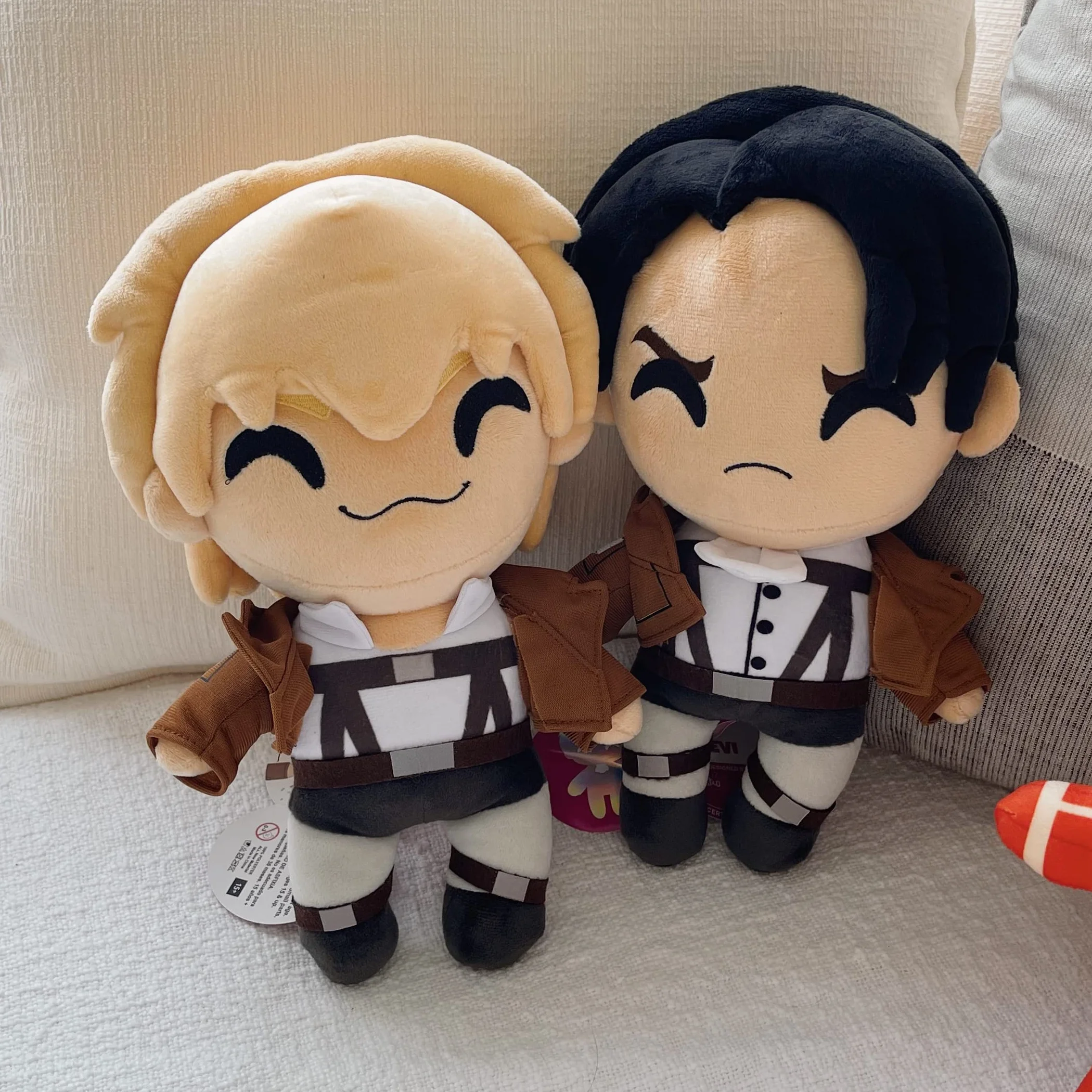 Youtooz Chibi Armin 9" Cal Collectible Plush z anime Attack on Titan - Youtooz Kolekcja pluszaków