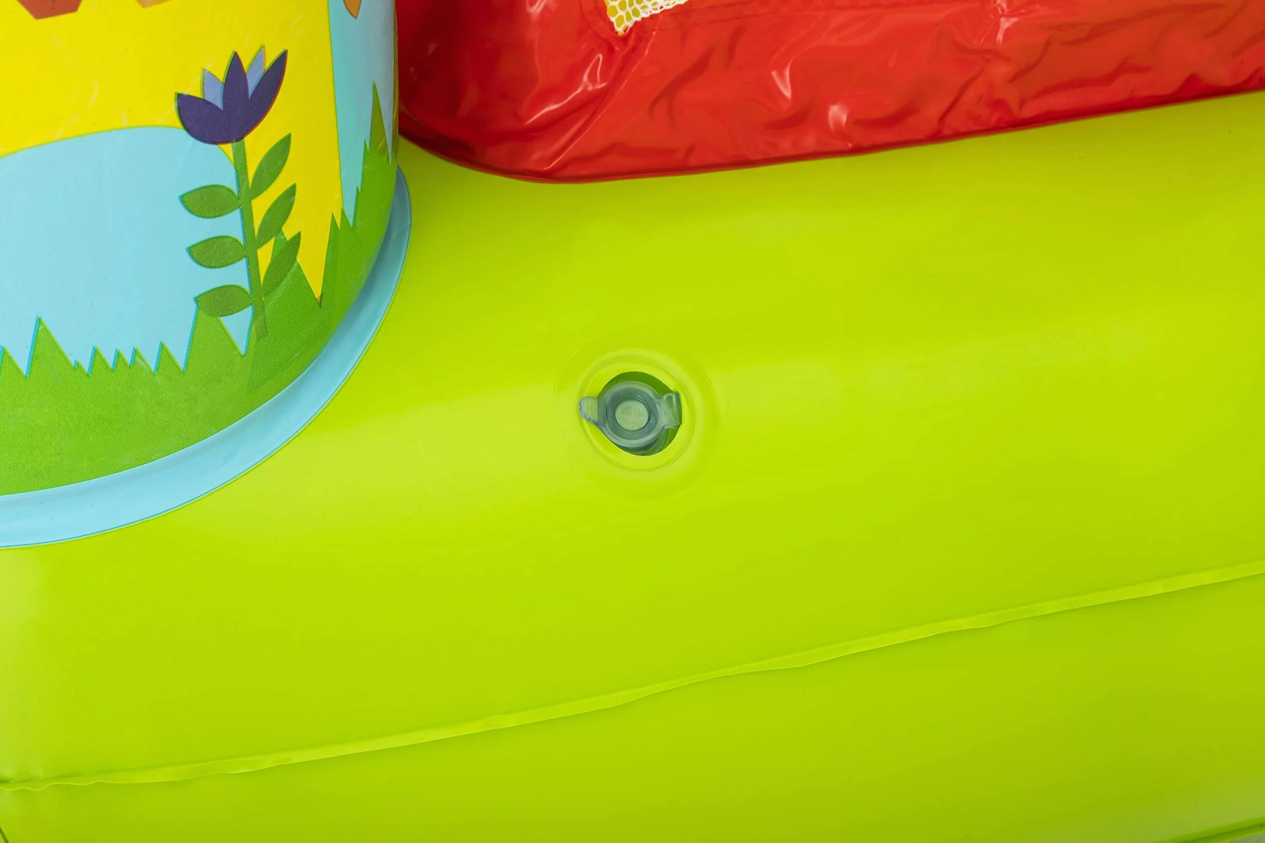Bestway 1093553Xxx20 Fisher-Price® 69" X 68" X 53"/1.75M X 1.73M X 1.35M Bouncetastic Bouncer