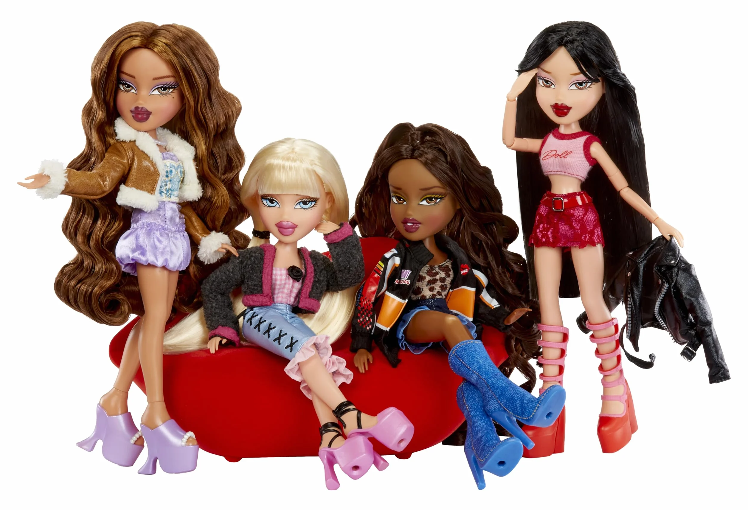 Bratz Goin' Out! Doll - Yasmin - Kolekcjonerska Modna Lalka z Akcesoriami, Zawiera Strój, Torebkę, Okulary Przeciwsłoneczne i Szczotkę - Zabawka dla Dzieci - Odpowiednia dla Dzieci w Wieku od 6 Lat