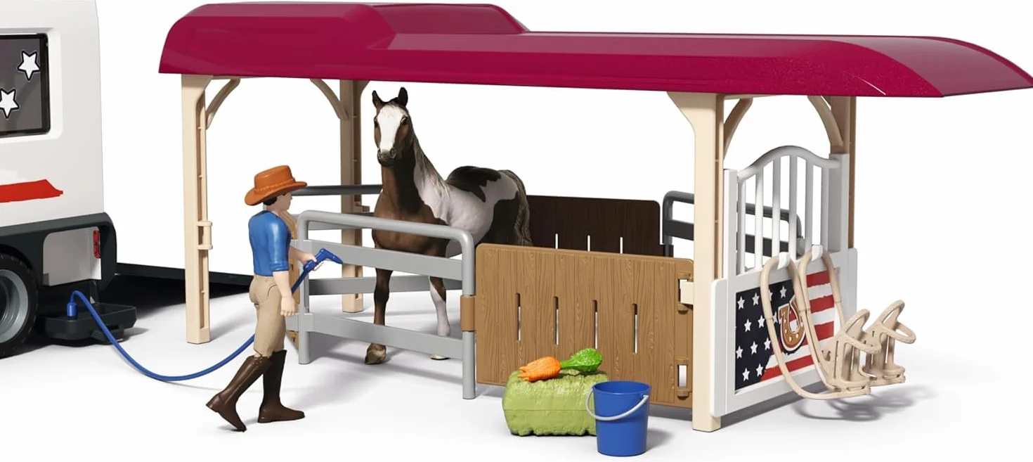 schleich HORSE CLUB | Ciężarówka Lakeside z przyczepą 42705 | Zestaw z ciężarówką, przyczepą dla koni, boksami, Hannah, 2 końmi, psem i akcesoriami | Zabawka dla dzieci od 5 lat | 119-częściowy zestaw