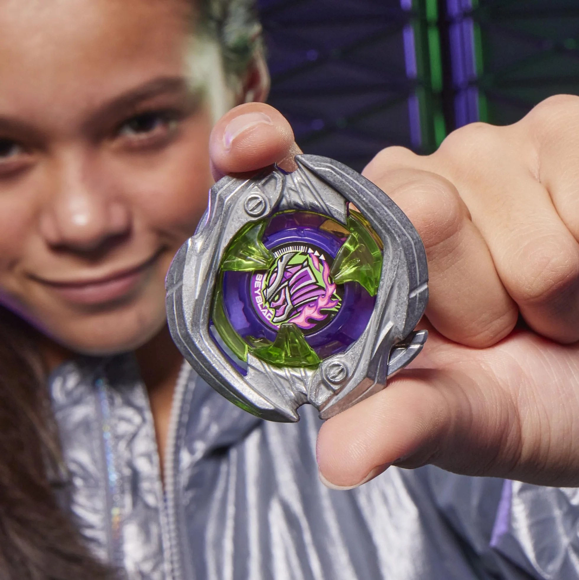 Hasbro Beyblade Zestaw Beyblade X Victory Grip z Prawoskrętną Wyrzutnią