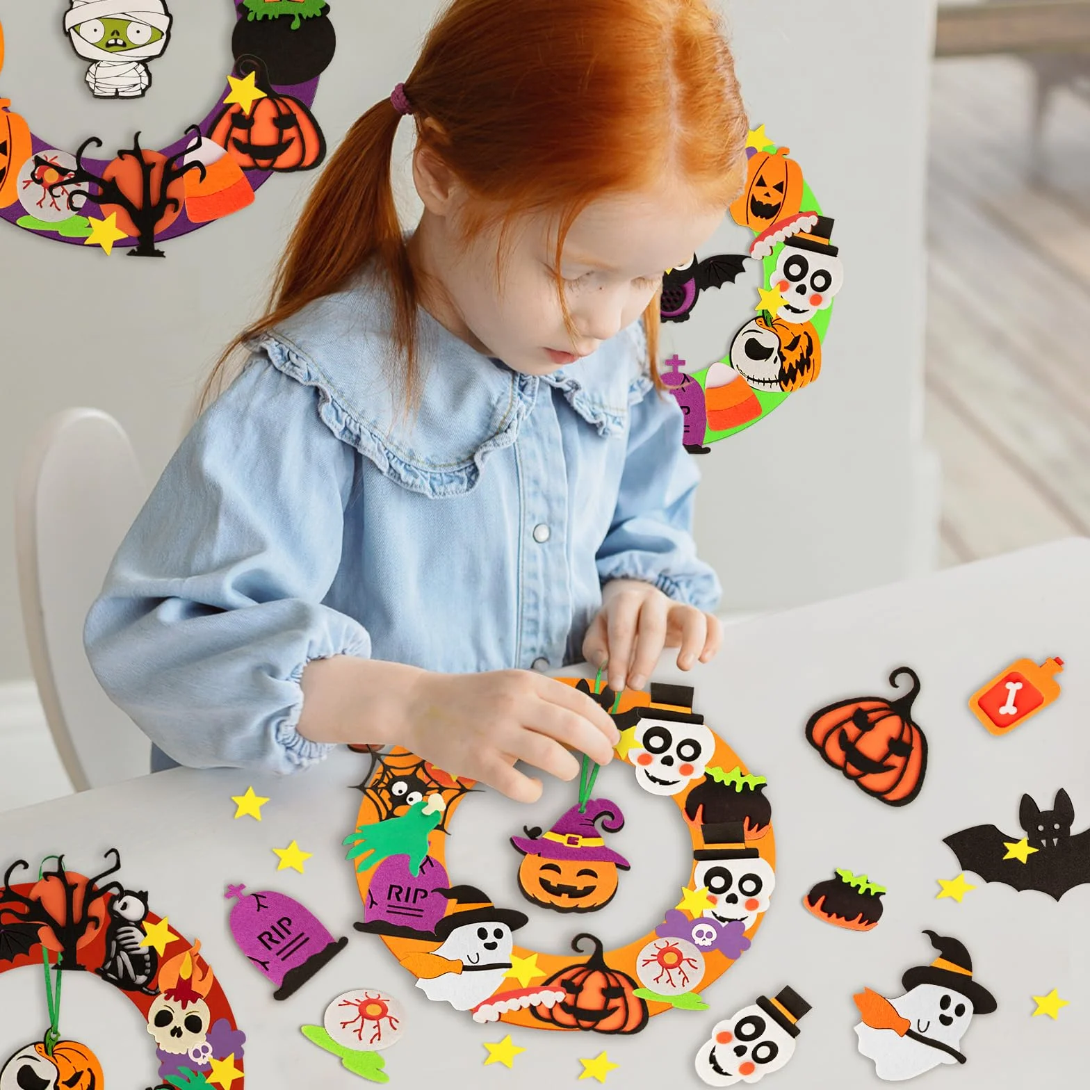 Benjia Wieniec na Halloween, zestaw rzemieślniczy dla dzieci, DIY, filcowy wieniec, ozdoby na Halloween, z bandażem, zombie, sową, dynią z horrorem, do aktywności imprezowych, 4 szt. (2501)