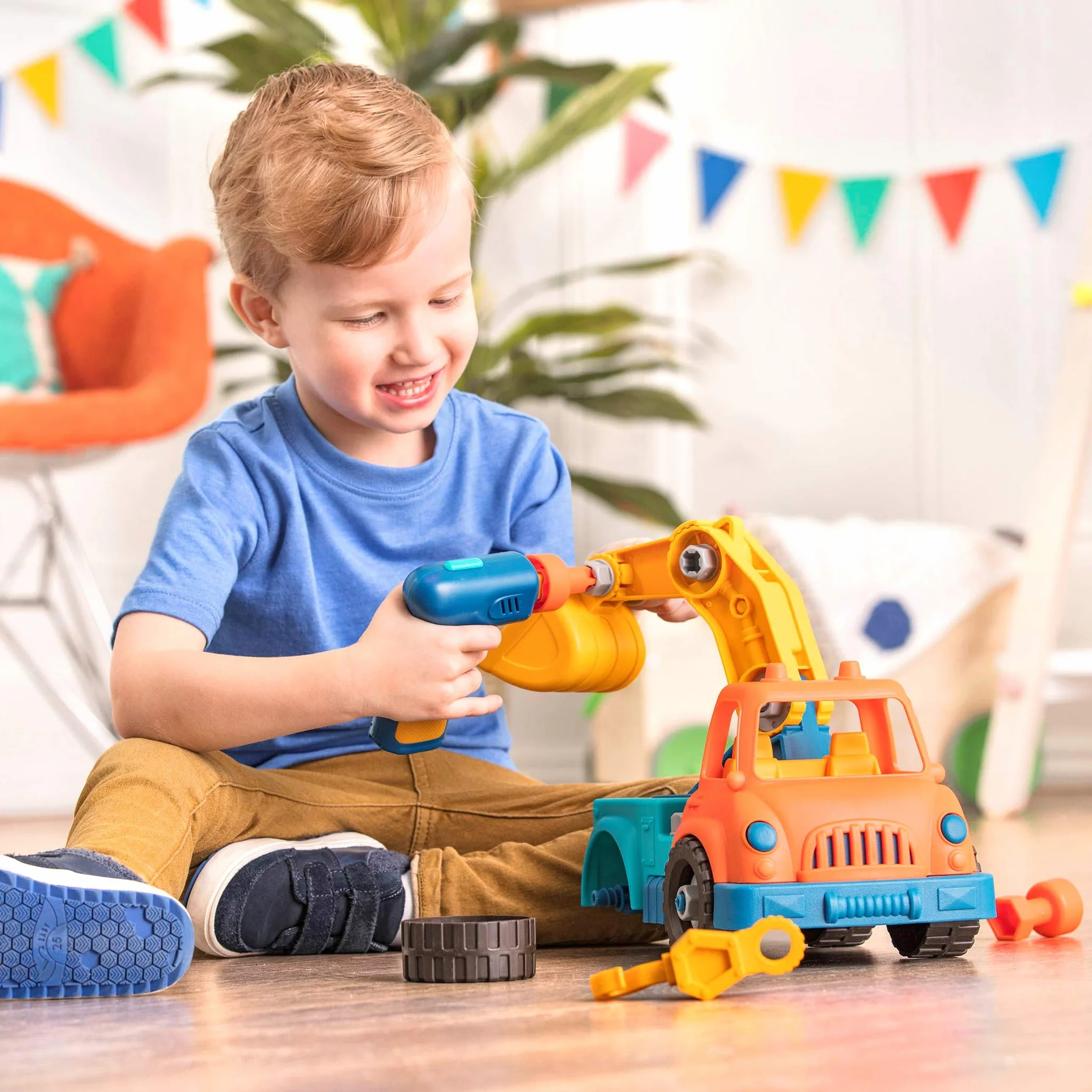 Wonder Wheels by Battat – Ciężarówka dźwigowa Take-Apart – zabawka żuraw z wiertarką dla dzieci w wieku od 3 lat i więcej (31 szt.)